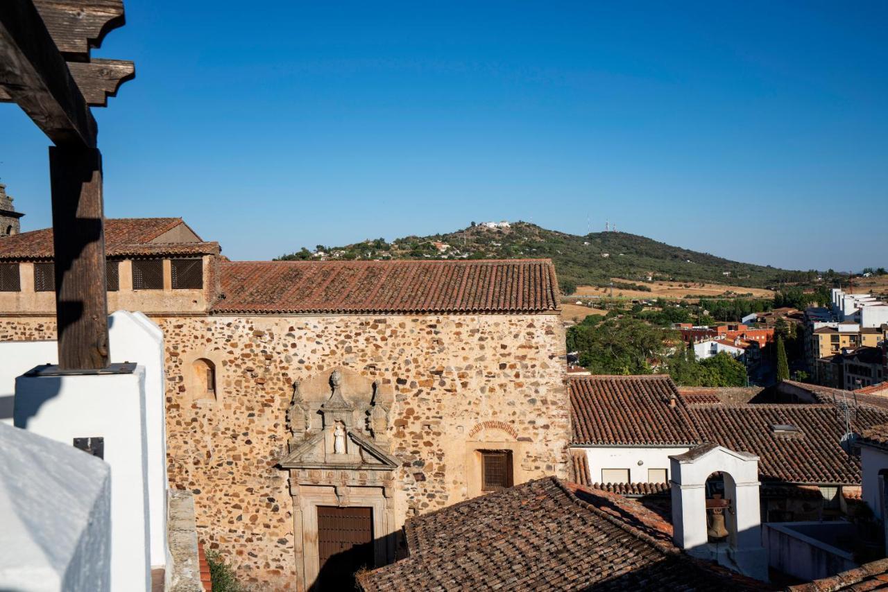 Apartamentos Caceres Historico Centro Eksteriør bilde